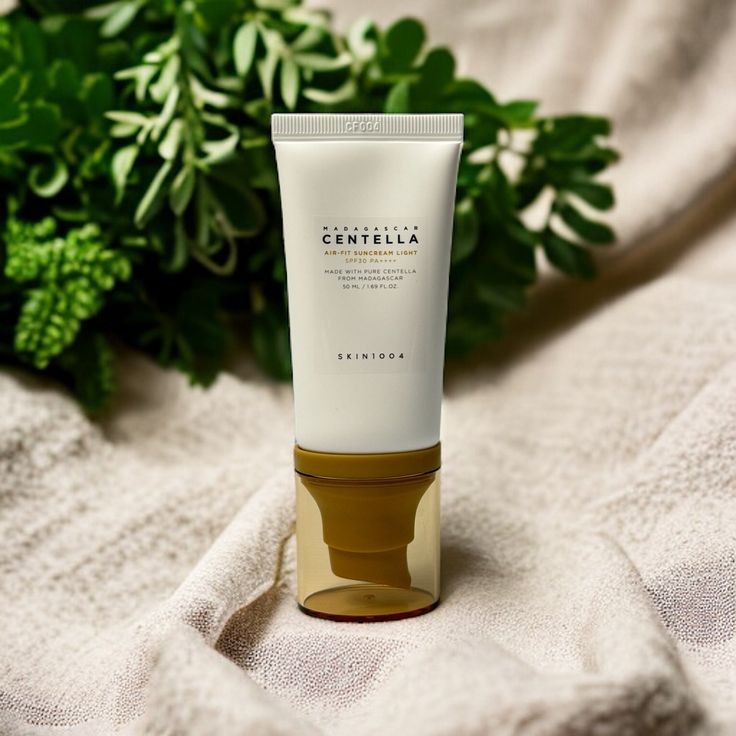 SKIN 1004 MADAGASCAR CENTELLA AIR-FIT SUNCREAM LIGHT 50ML SPF30 PA++++